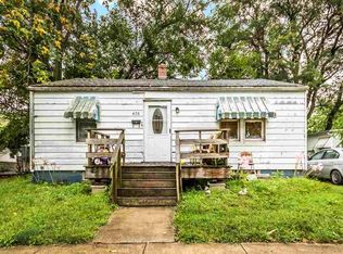 426 N 8th Ave, Canton, IL 61520