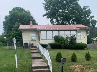 208 Fairview St, Avis, PA 17721