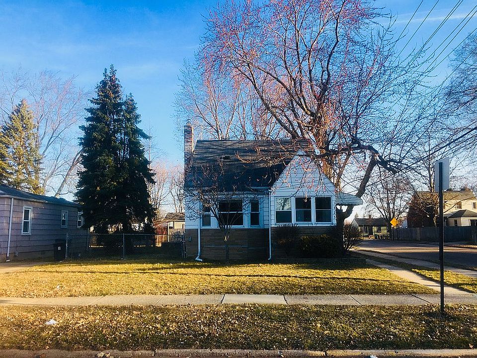 1st image of 1825 Wordsworth St