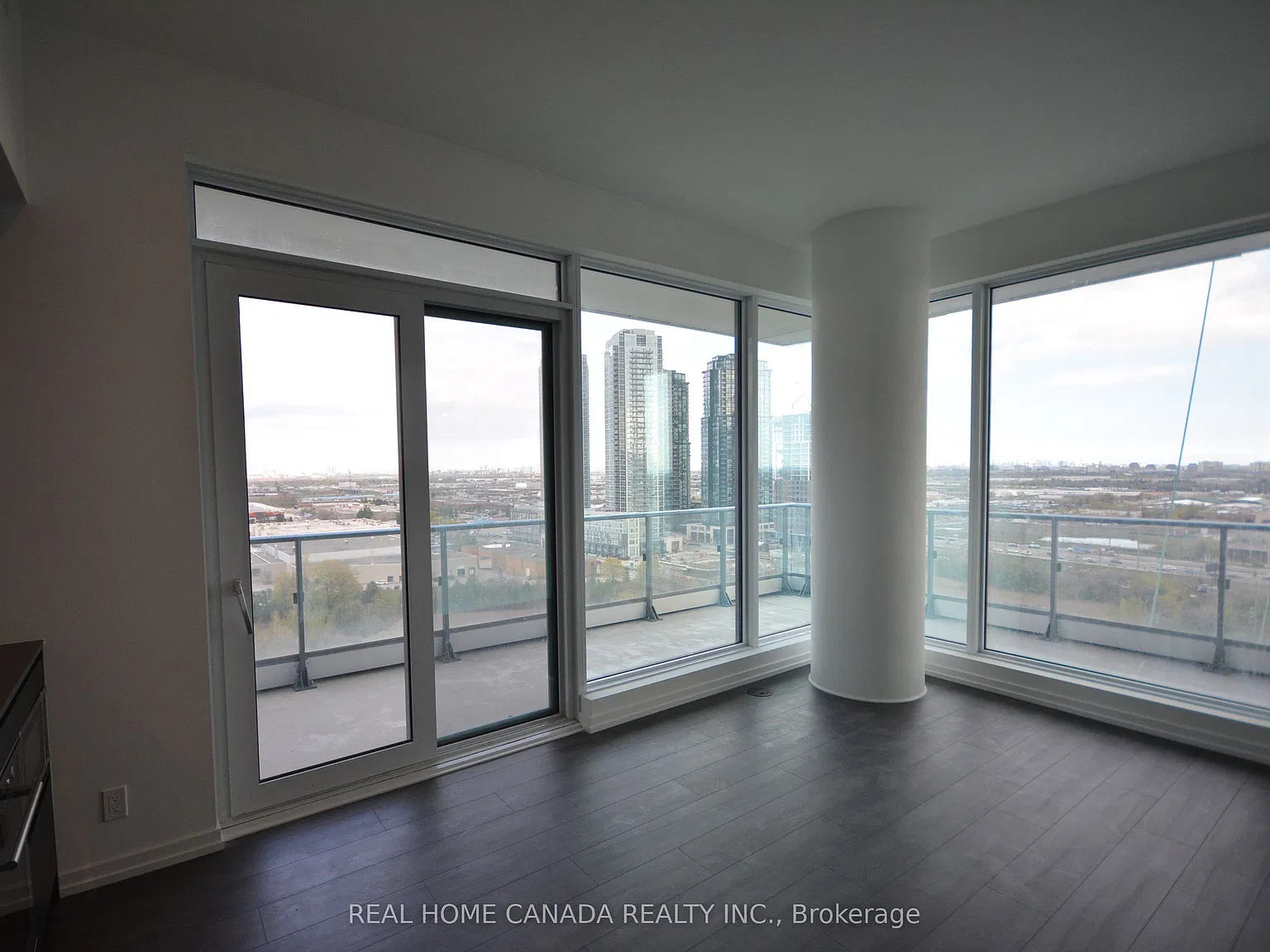 2 bed, $2,590 — Photo 2