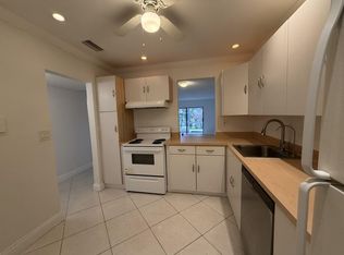 8141 SW 24th Ct APT 106, Davie, FL 33324