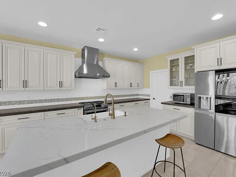 608 Highland Bluff Way — Photo 12