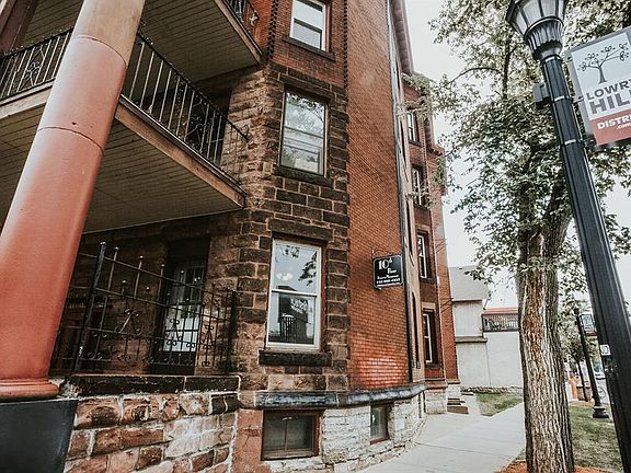 2nd image of 2641 Hennepin Ave #5a0629b34