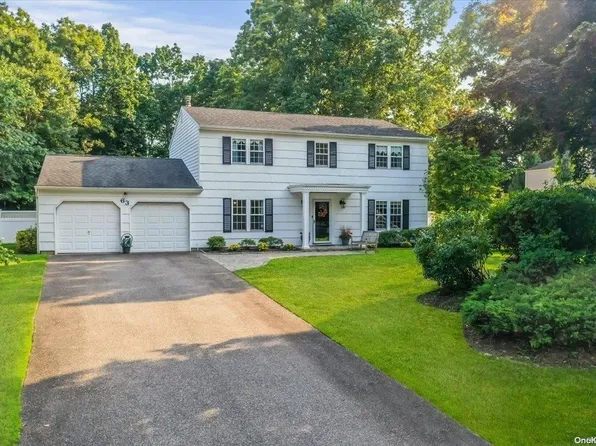 63 Leslie Lane, Smithtown, NY 11787