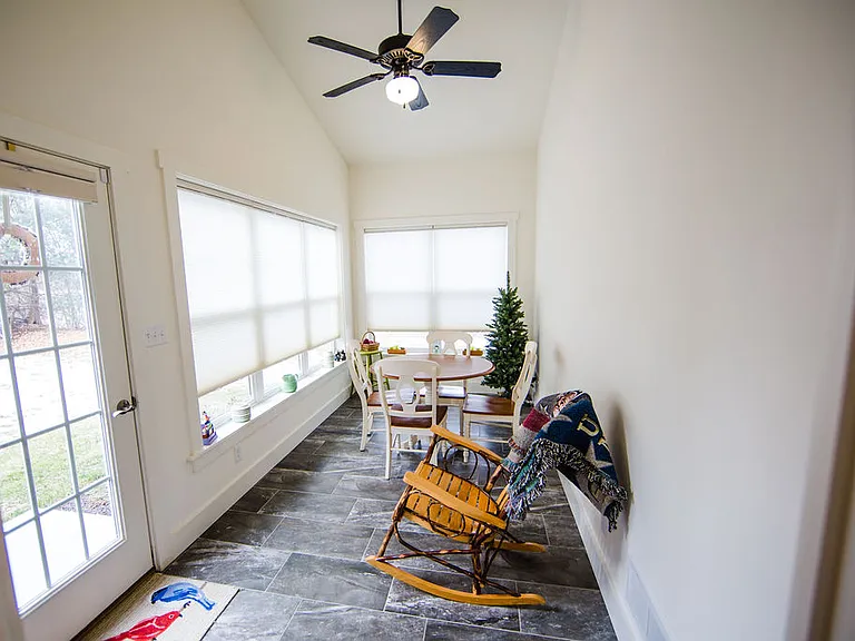 5515 Mendenhall Dr — Photo 10