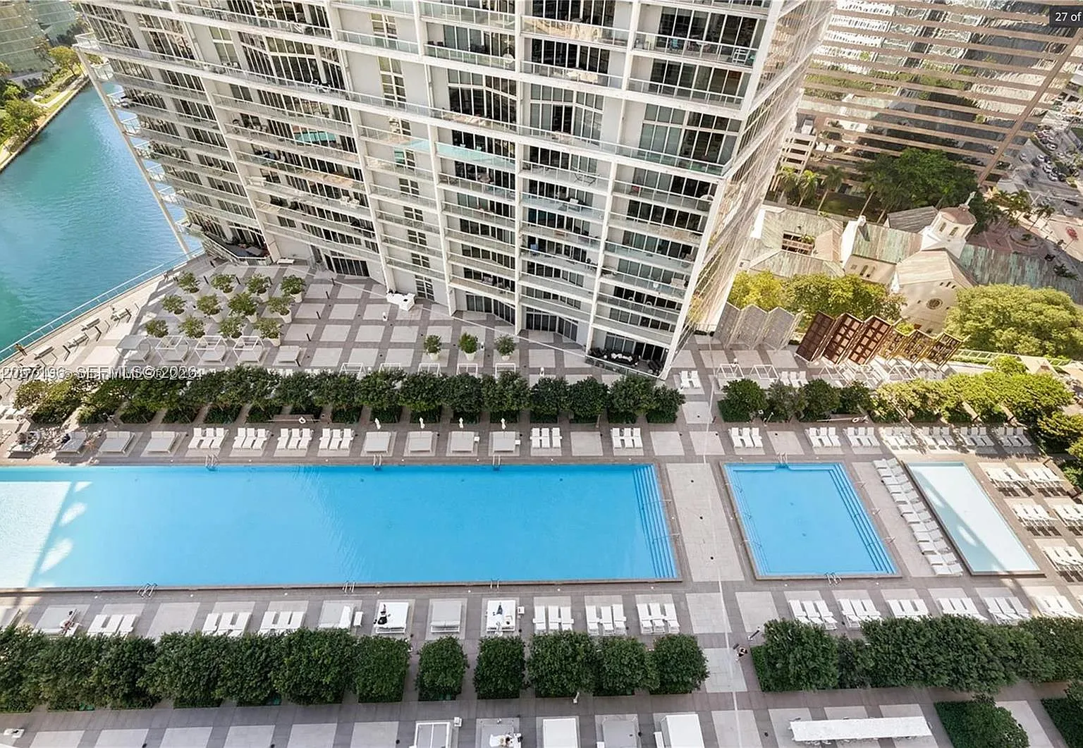 Iconbrickell Condo No 1 — Photo 3
