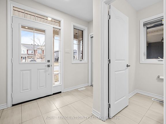 4th image of 122 Cranesbill Rd