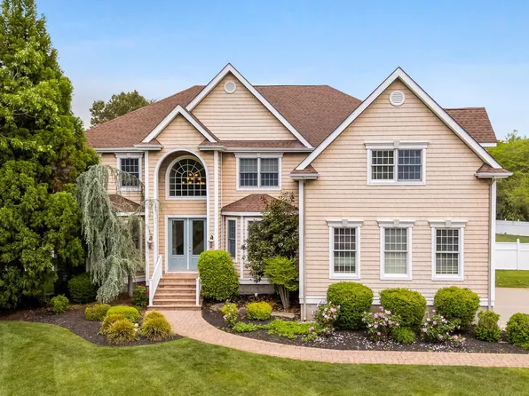 27 Sand Castle Dr, Cape May Court House, NJ 08210