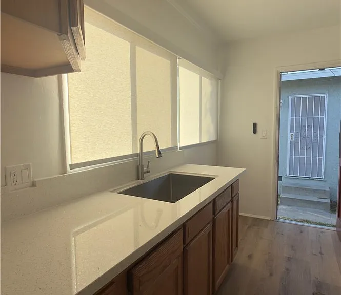 622 N Olive St #A-A-A — Photo 4
