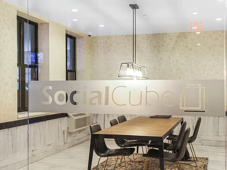 709 Hart St #2G — Photo 15