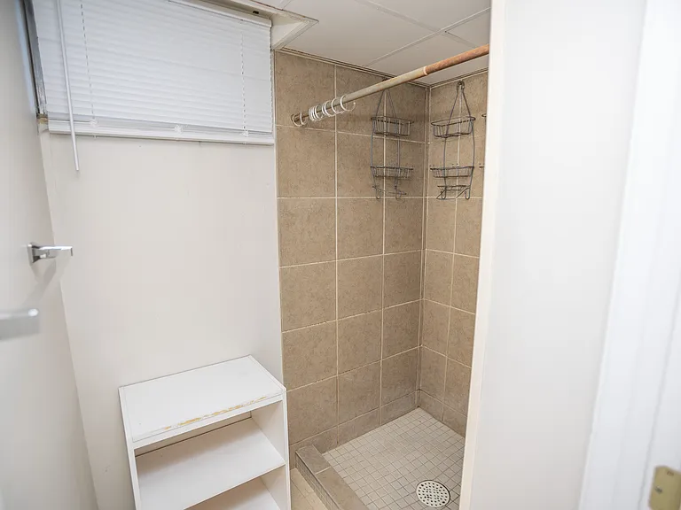892 Missouri #100-1 — Photo 15