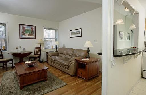 2nd image of 29 Bowdoin St APT 3A