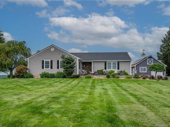33 Hard Hill Road North, Bethlehem, CT 06751