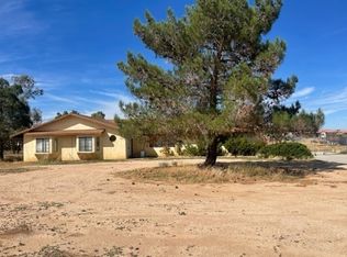 9990 Kiowa Rd, Apple Valley, CA 92308
