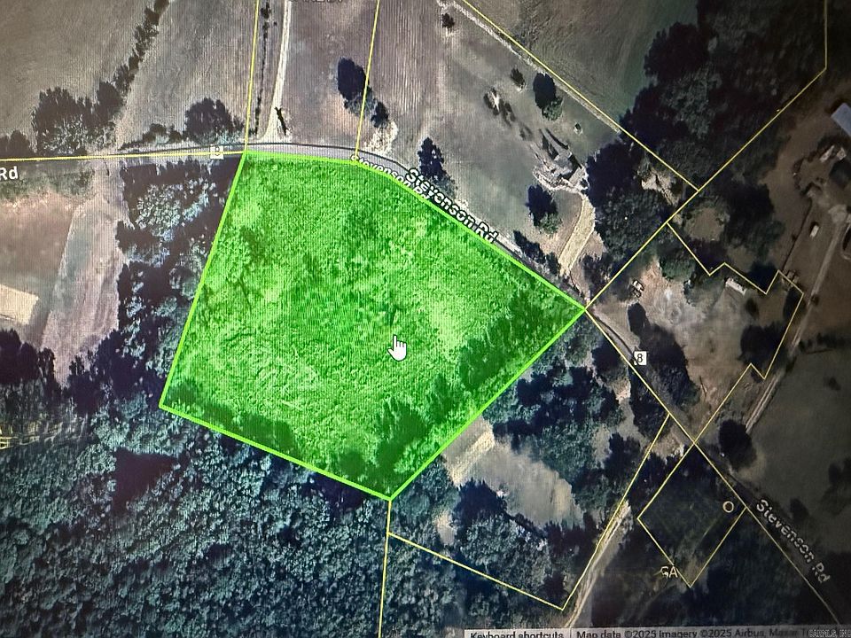 2nd image of 505 Stevenson Rd