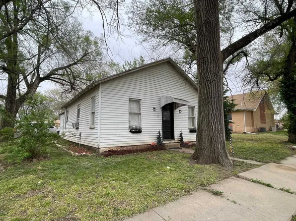 214 N Olive St, Leon, KS 67074