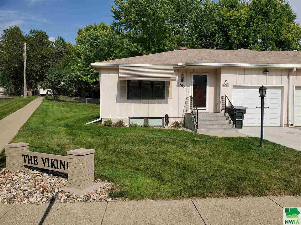 1st image of 3030 Viking Dr
