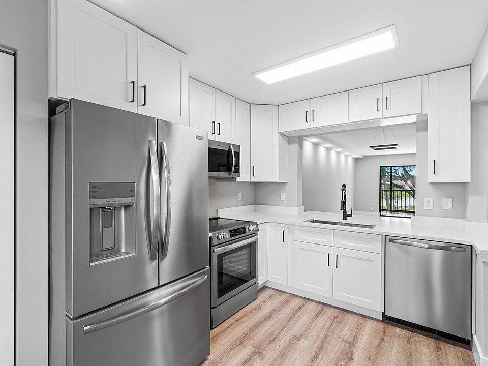 1st image of 7270 Ashford Place #202