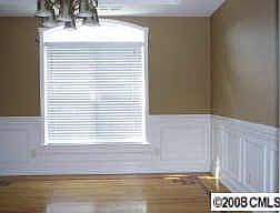 Formal DR w/ gorgeous hardwood floor