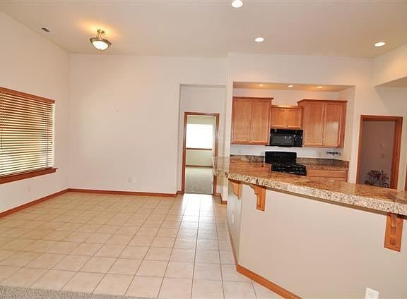 4th image of 4704 Mesquite Dr