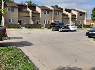 1602 Labrador Blvd, Garden City, KS 67846
