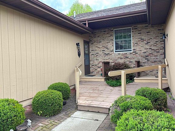 2nd image of 589 Churchgrove Rd