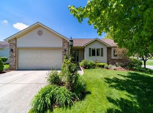52551 Bayview Dr, South Bend, IN