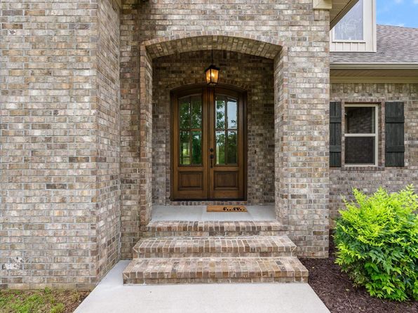 399 W Republican Rd, Greenbrier, AR 72058