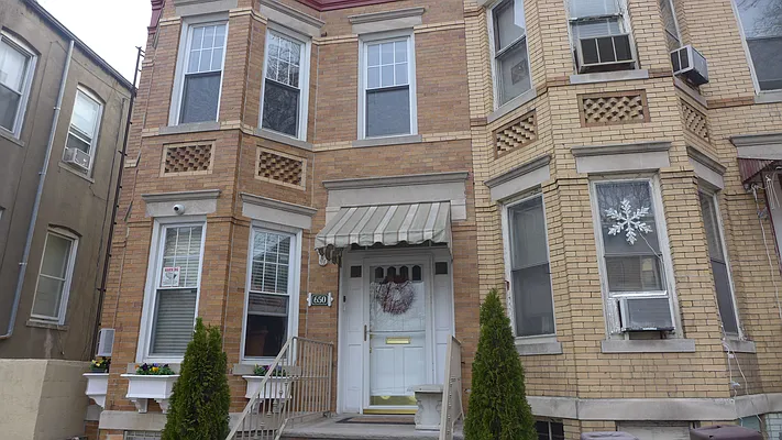 Rented by Garfield Realty  | media 39