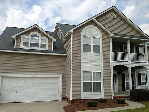 1st image of 245 Kenmore Park Dr
