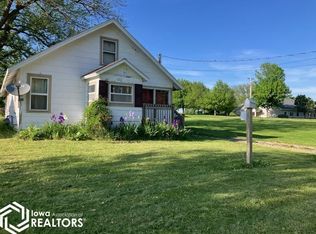 602 W Columbus St, Mount Ayr, IA 50854