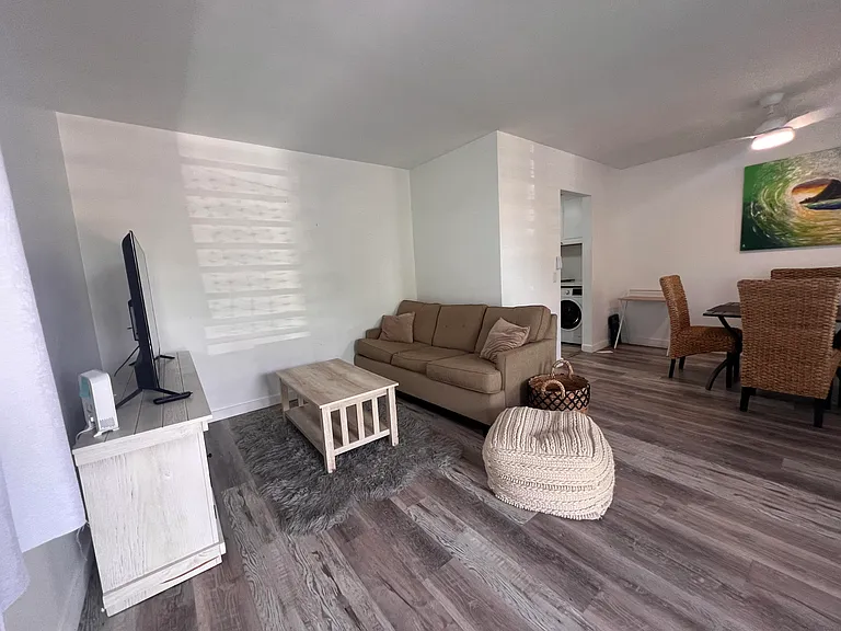 113 N Lakeside Dr #3 — Photo 13