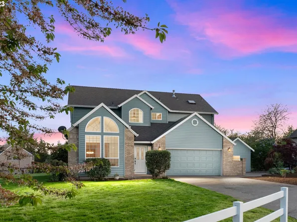 24600 NE Hummingbird Ct, Newberg, OR 97132