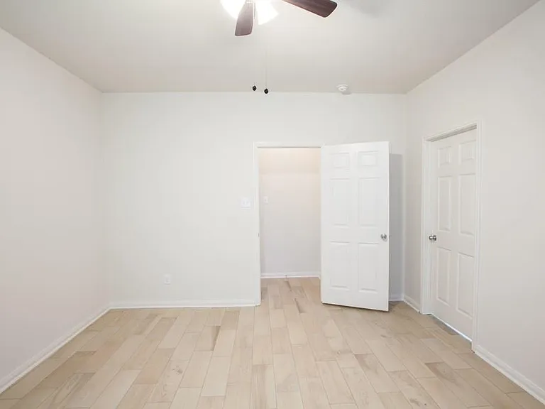 128 Tennyson St — Photo 31