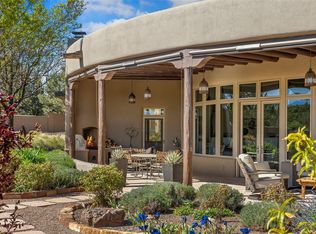 19 Falling Star Cir, Santa Fe, NM 87506
