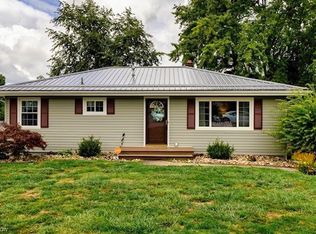 149 Pembroke Rd, Steubenville, OH 43953