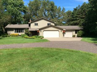 9920 Justen Trl N, Mahtomedi, MN 55115