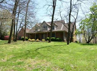 1177 Hunter Blvd, Boonville, IN 47601