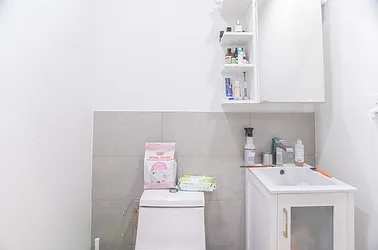 Rented by Commercial Capital Resources INC