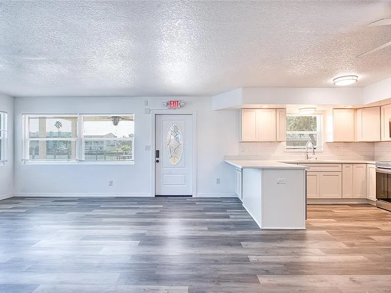 717 E Gulf Blvd #2 — Photo 56