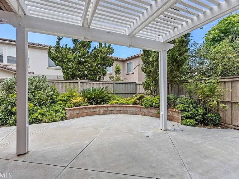 11 Quail Bush — Photo 19