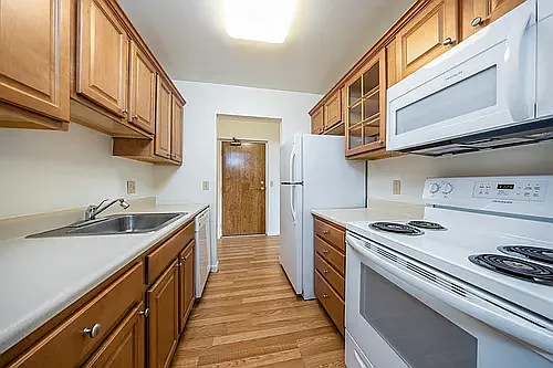 Clintwood Apartments — Photo 52