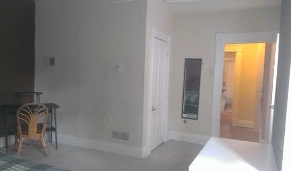 2nd image of 2317 Clifton Ave
