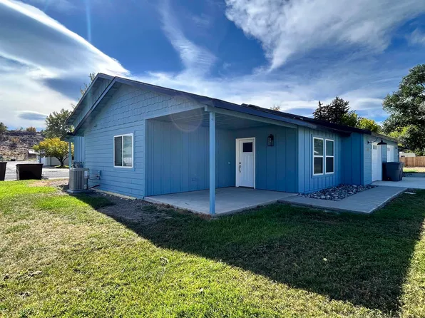 814 Cocoa Ct #B, Cody, WY 82414