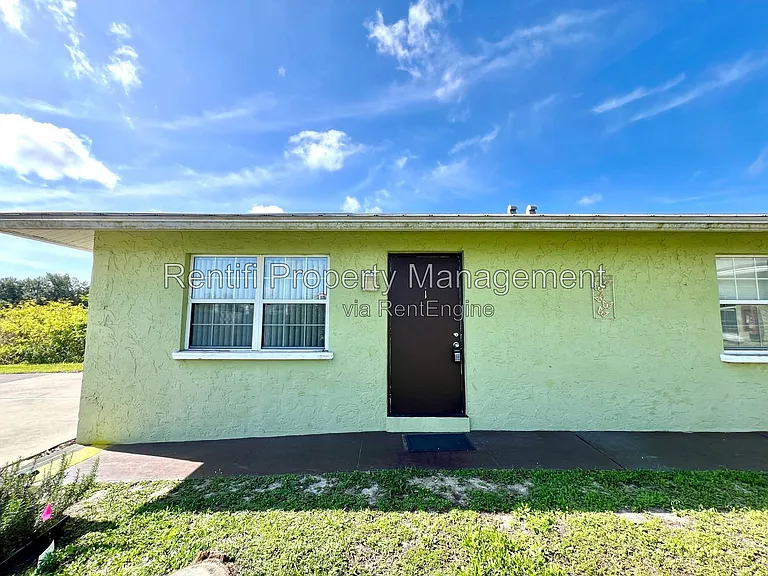 305 Duncan Rd #1 — Photo 1