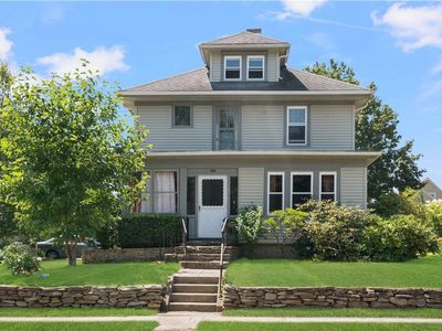 71 Philmont Ave, Cranston, RI, 02910