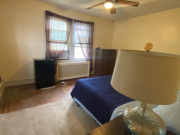 5th image of 5201 W Berks St #B