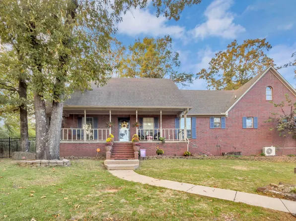 36 Par Ct, Morrilton, AR 72110