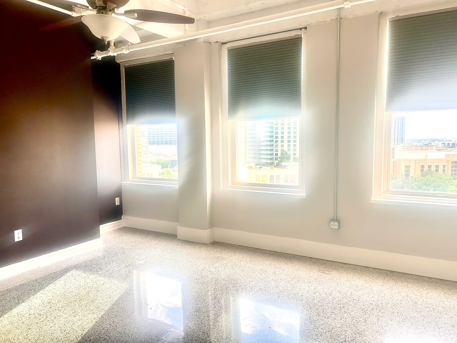 2 bed, 1154 sqft, $2,300 — Photo 2