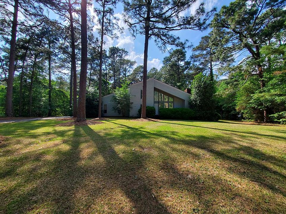 1st image of 205 Mourning Dove Ln